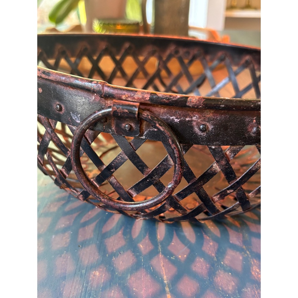 VTG Woven Metal Basket Bronze Copper Patina Round Fruit Bowl Ring Handle - Picture 3 of 8